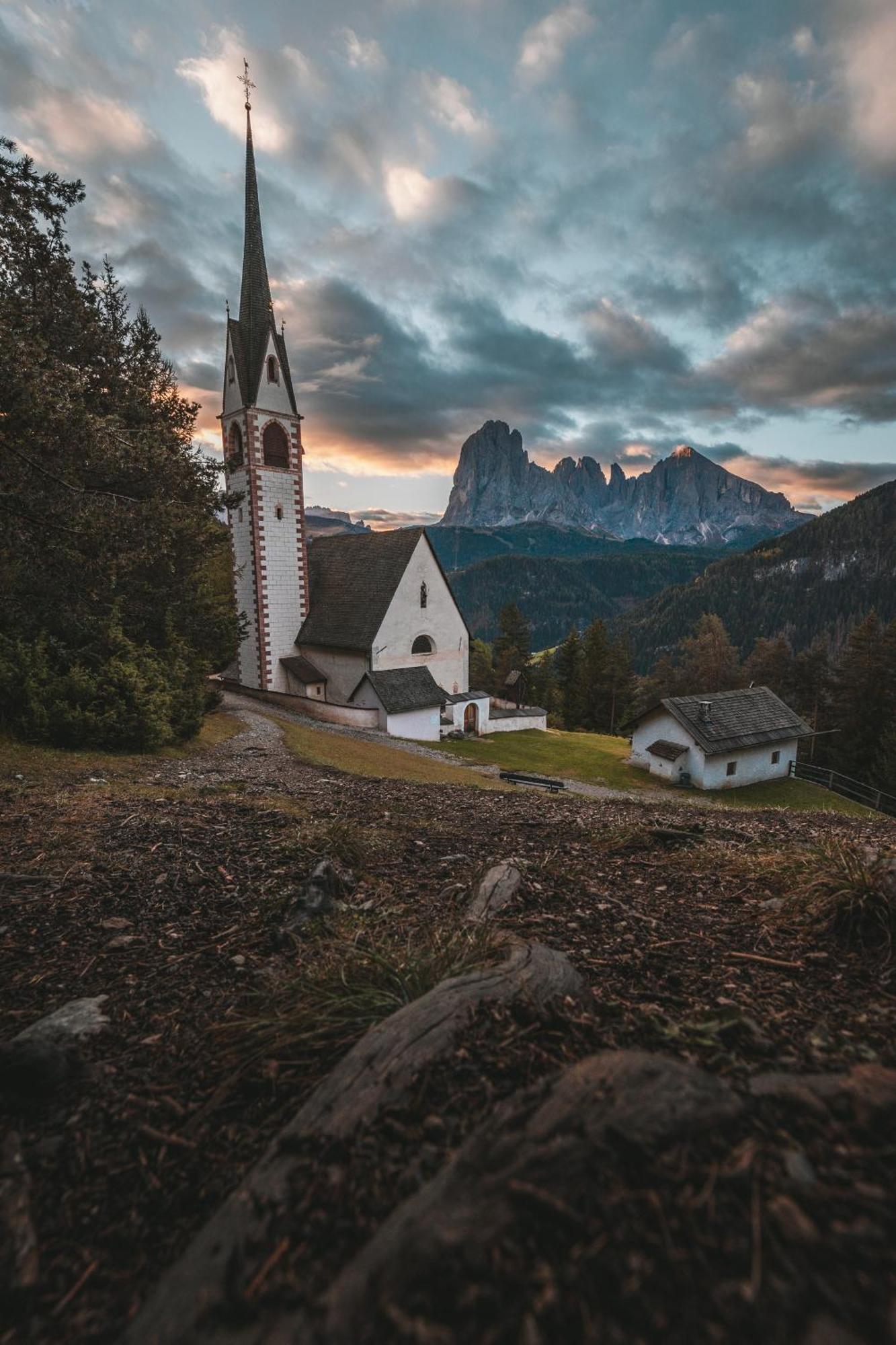 Dorfhotel Beludei Santa Cristina Val Gardena Екстер'єр фото