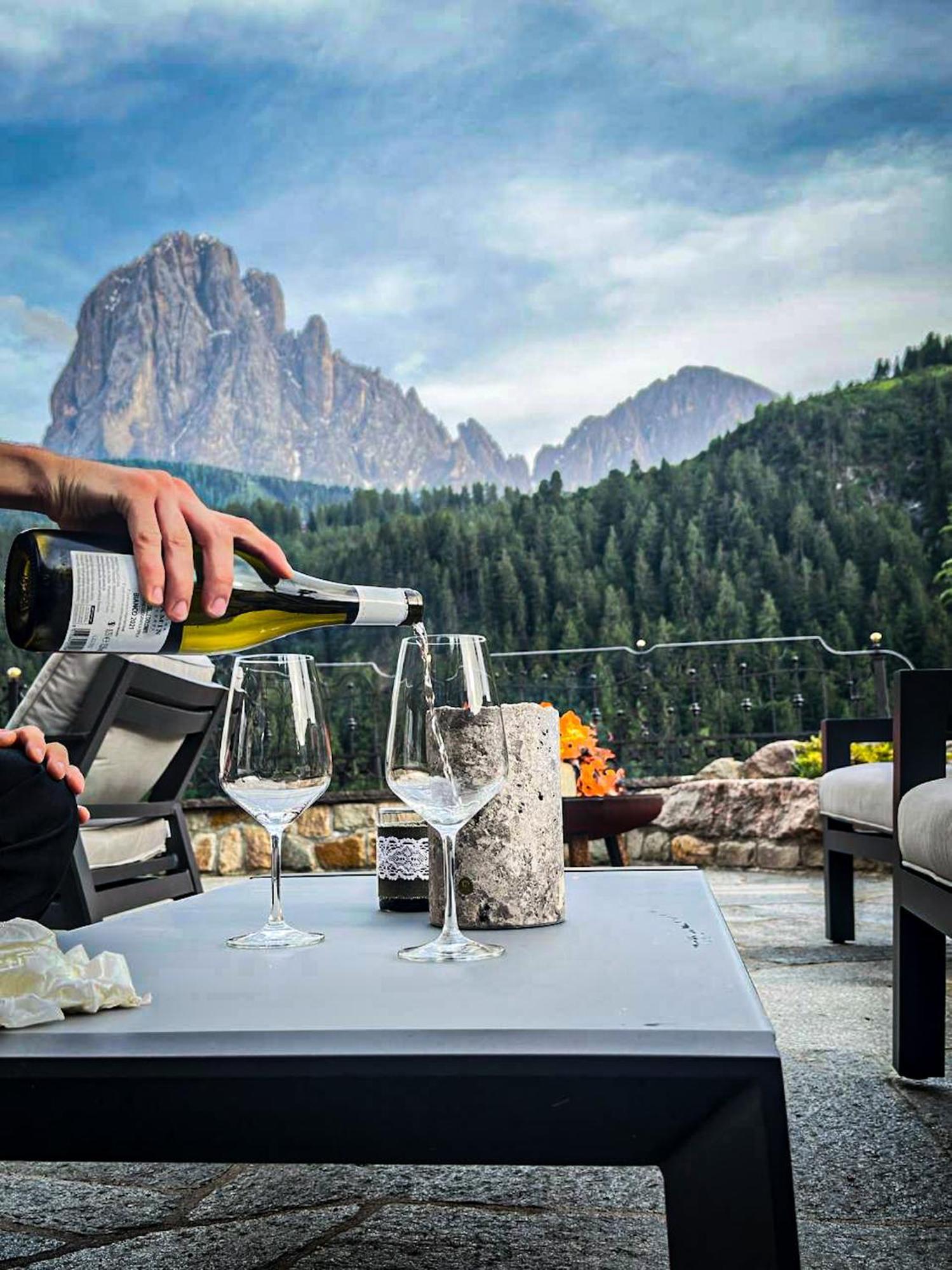 Dorfhotel Beludei Santa Cristina Val Gardena Екстер'єр фото